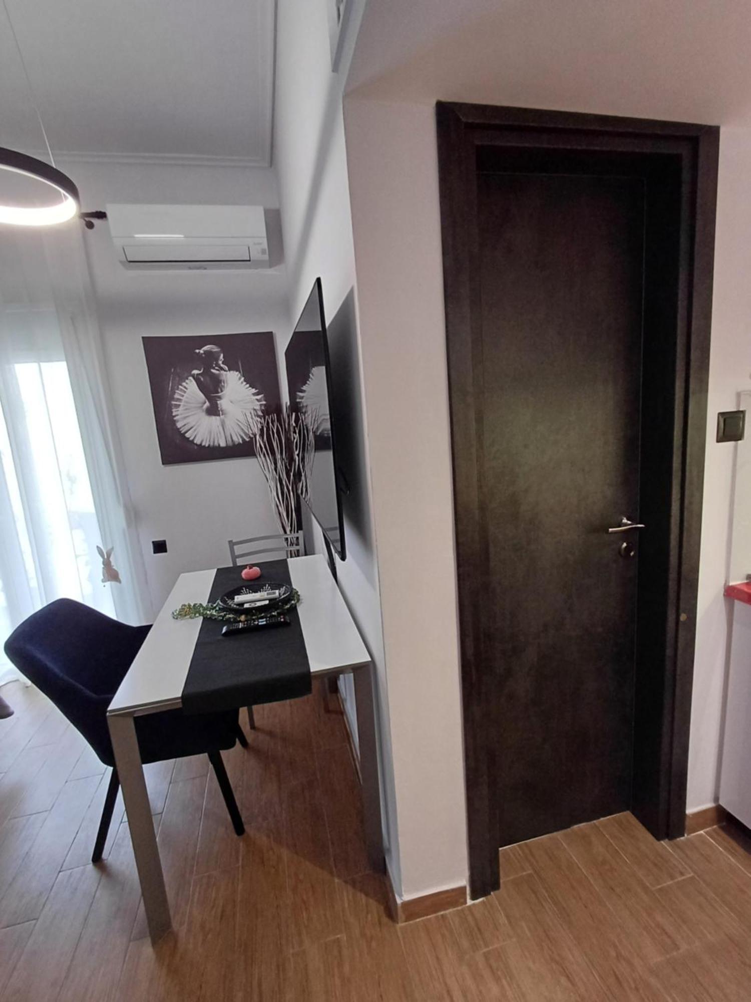 Rafina'S Blue Heart! Appartement Buitenkant foto